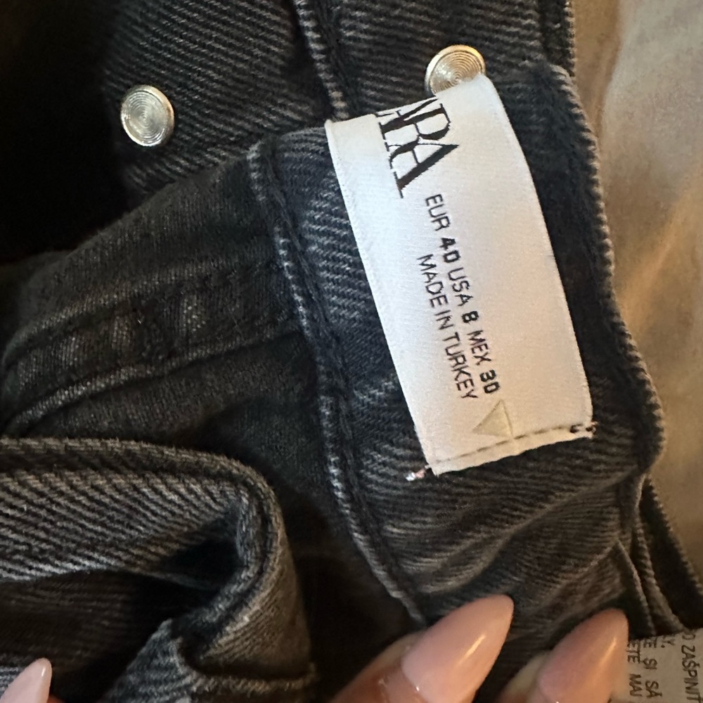 Denim short - Picture 2 of 2